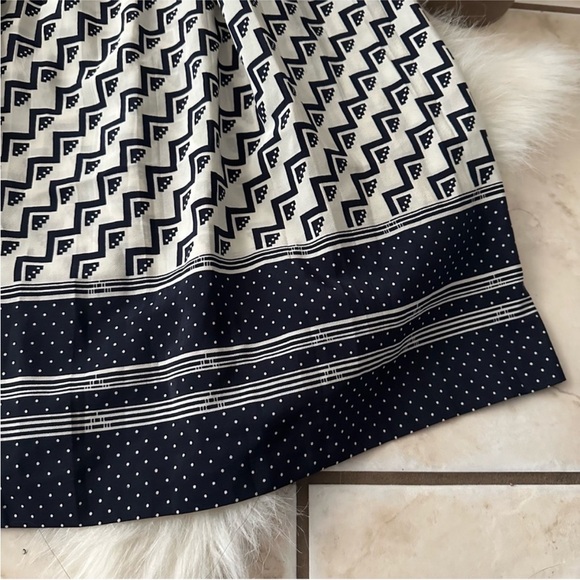 VTG Abstract Midi Skirt - Picture 4 of 4